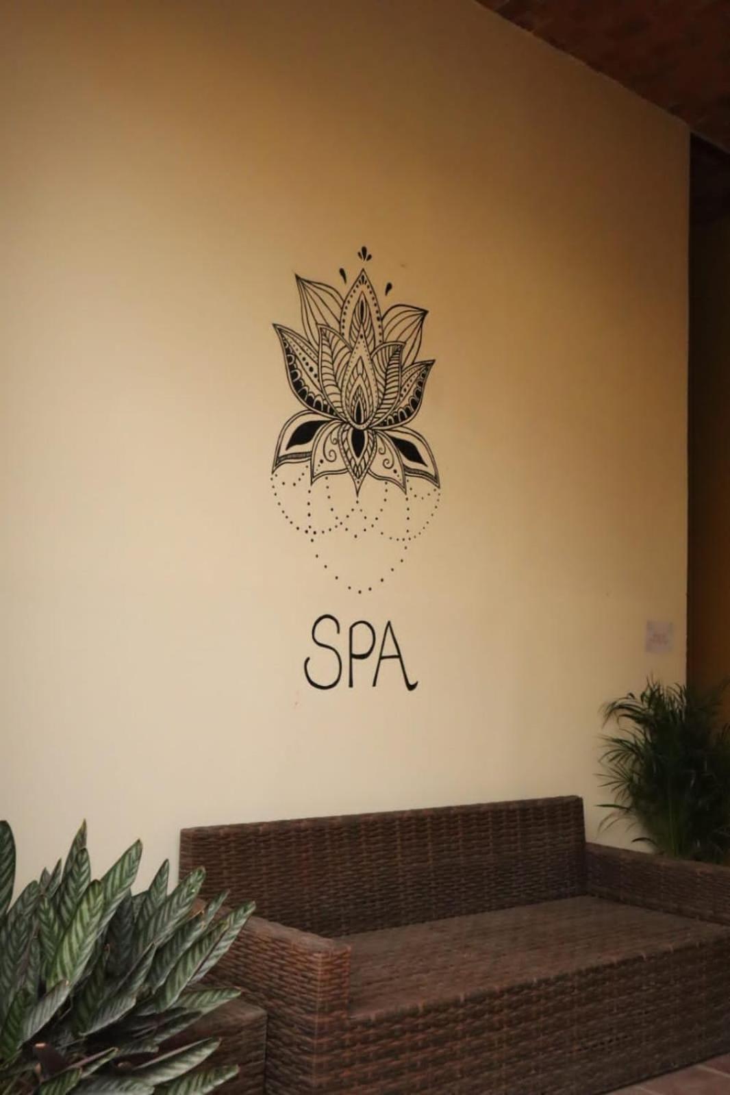 Hotel Boutique Sol Y Luna Spa Ахихик Екстериор снимка