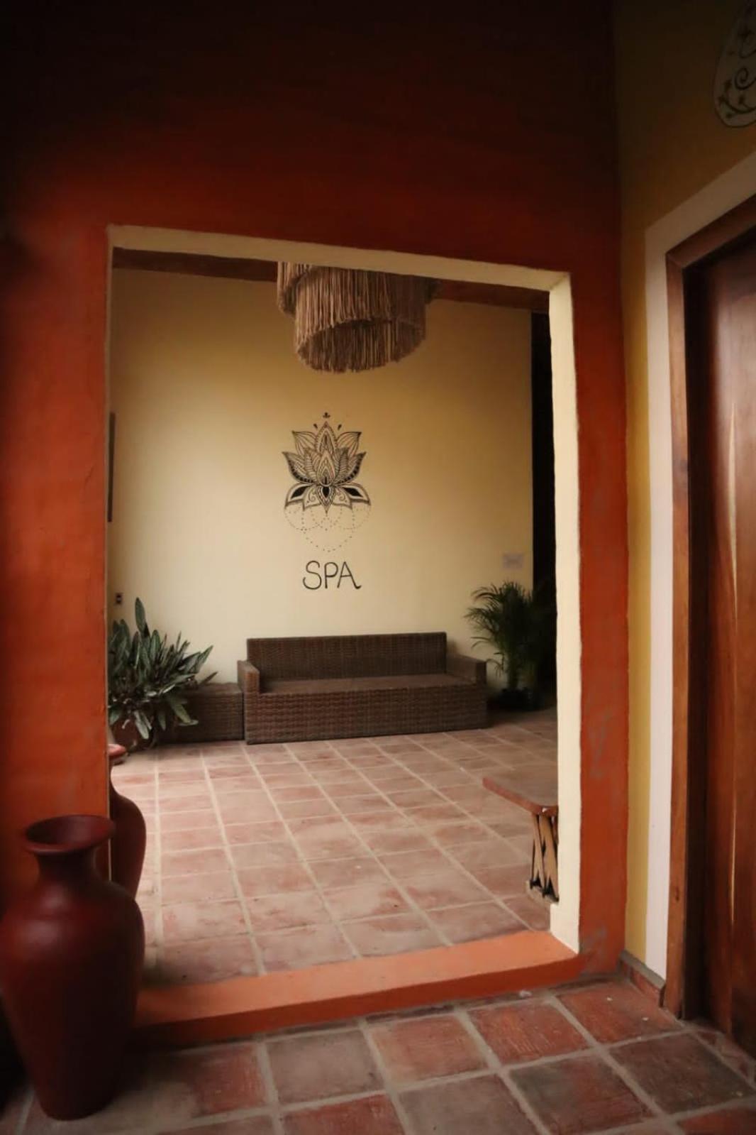 Hotel Boutique Sol Y Luna Spa Ахихик Екстериор снимка