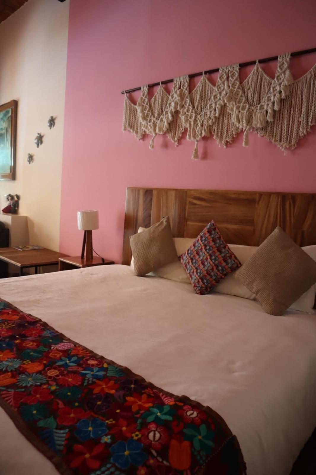 Hotel Boutique Sol Y Luna Spa Ахихик Екстериор снимка